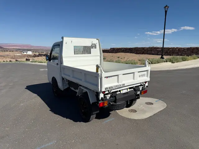 2024 Daihatsu Hijet HD Dump, an off-road Kei Truck, for sale at Mini Monsters USA in St. George, UT (photo 5 of 12)