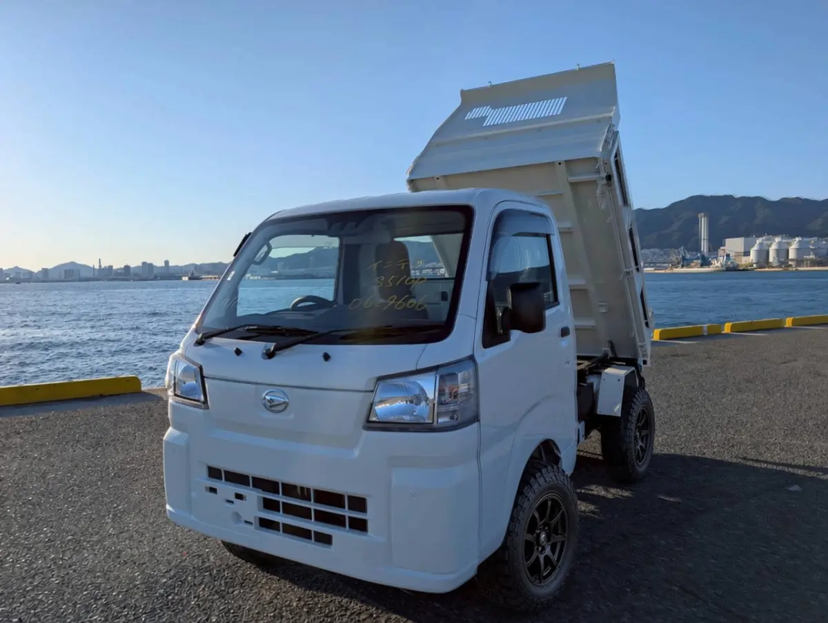 2024 Daihatsu Hijet HD Dump, a whiteout off-road Kei Truck, for sale at Mini Monsters USA in St. George, UT (photo 3 of 12)