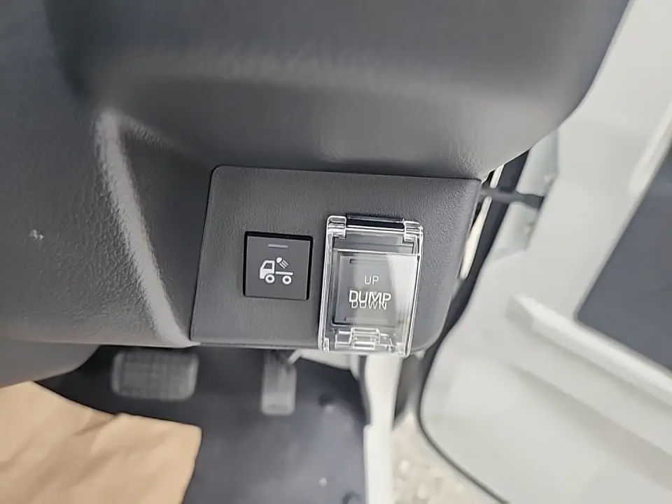 2025 Daihatsu Hijet HD Dump, a whiteout off-road Kei Truck, for sale at Mini Monsters USA in St. George, UT (photo 5 of 12)