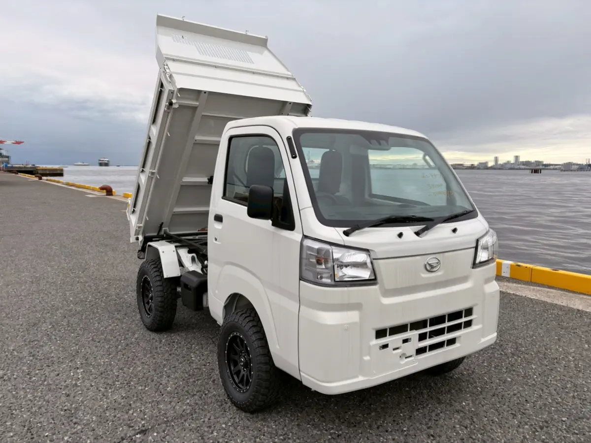 2025 Daihatsu Hijet HD Dump, a whiteout off-road Kei Truck, for sale at Mini Monsters USA in St. George, UT (photo 12 of 12)