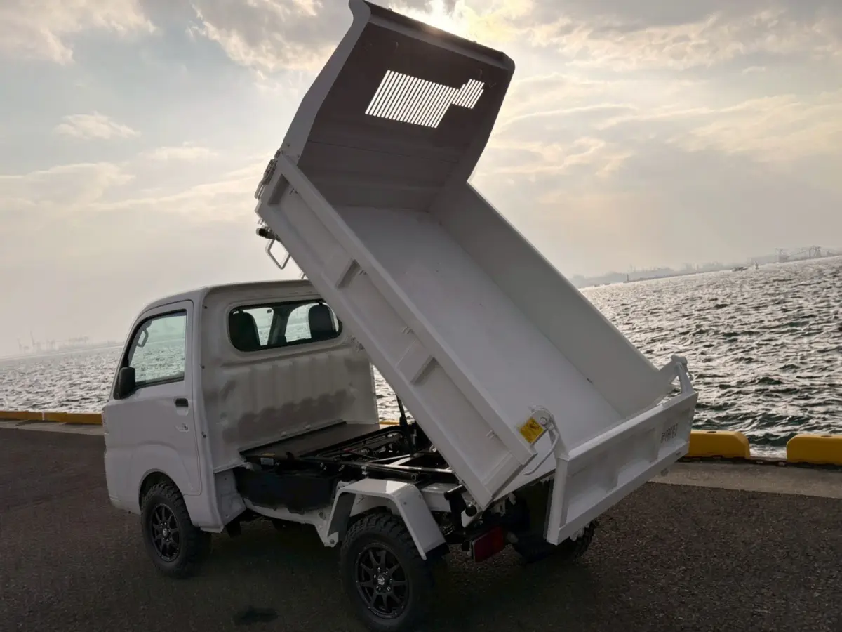 2025 Daihatsu Hijet HD Dump, a whiteout off-road Kei Truck, for sale at Mini Monsters USA in St. George, UT (photo 12 of 12)