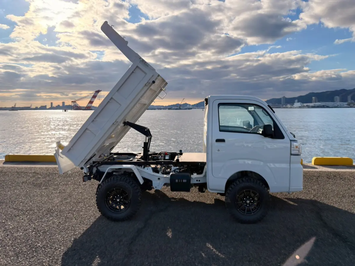 2025 Daihatsu Hijet HD Dump, a whiteout off-road Kei Truck, for sale at Mini Monsters USA in St. George, UT (photo 3 of 12)