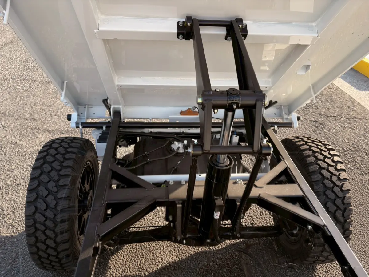 2025 Daihatsu Hijet HD Dump, a whiteout off-road Kei Truck, for sale at Mini Monsters USA in St. George, UT (photo 4 of 12)