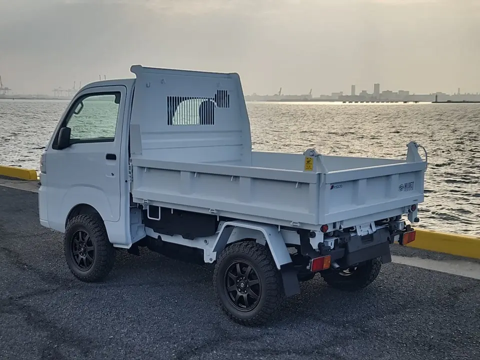2025 Daihatsu Hijet HD Dump, a whiteout off-road Kei Truck, for sale at Mini Monsters USA in St. George, UT (photo 8 of 12)