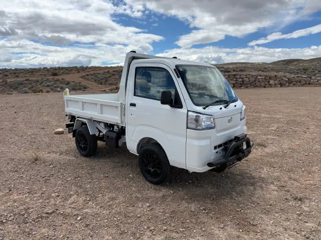 2025 Daihatsu Hijet HD Dump, a whiteout off-road Kei Truck, for sale at Mini Monsters USA in St. George, UT (photo 10 of 12)