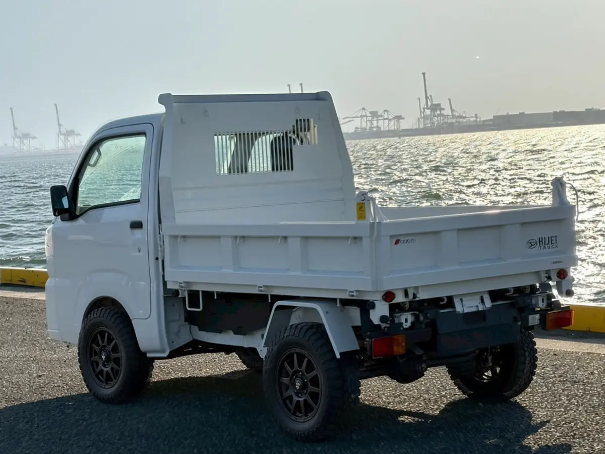 2025 Daihatsu Hijet HD Dump, a whiteout off-road Kei Truck, for sale at Mini Monsters USA in St. George, UT (photo 5 of 12)