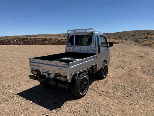 2025 Daihatsu Hijet Jumbo, a silver off-road Kei Truck, for sale at Mini Monsters USA in St. George, UT (photo 3 of 12)