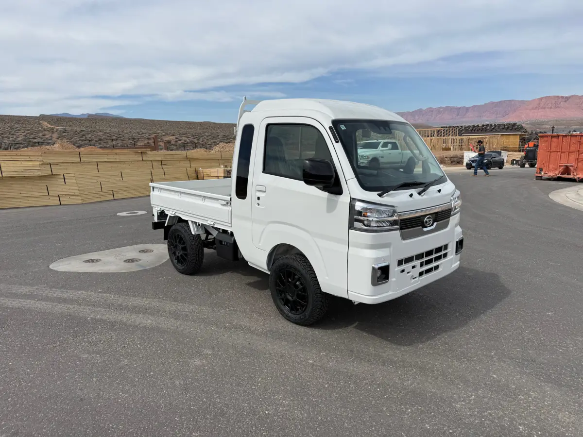 2025 Daihatsu Hijet Jumbo, a whiteout off-road Kei Truck, for sale at Mini Monsters USA in St. George, UT (photo 3 of 12)