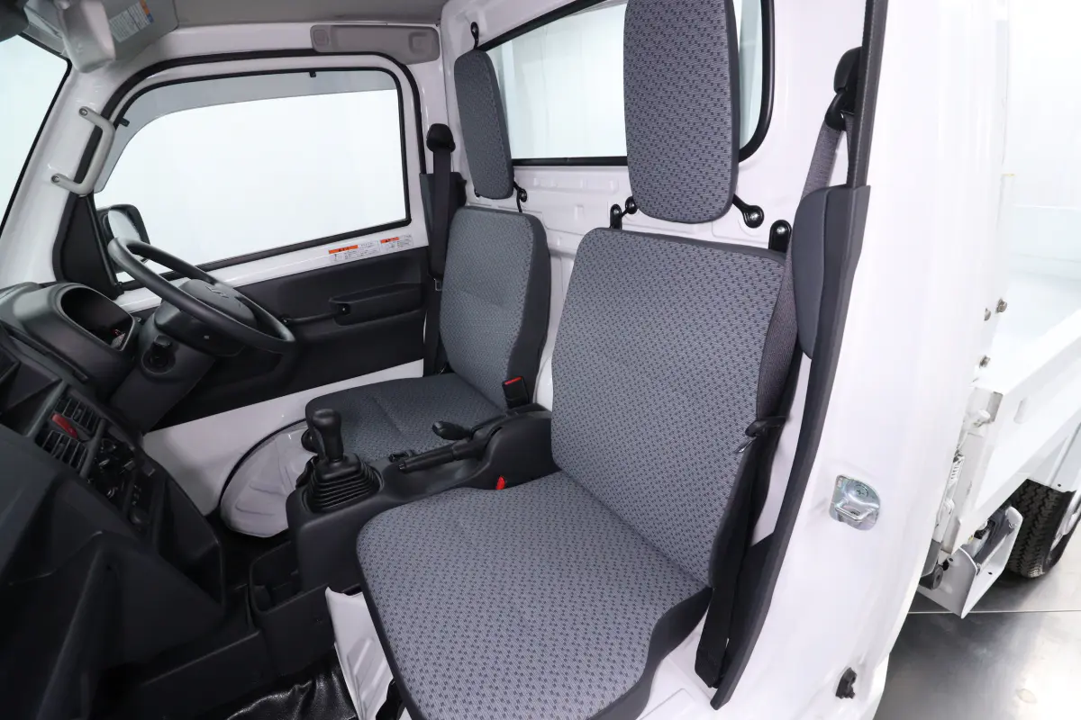 2025 Suzuki Carry Dump Bed, an off-road Kei Truck, for sale at Duncan Imports & Classic Cars in Christiansburg, VA (photo 19 of 61)