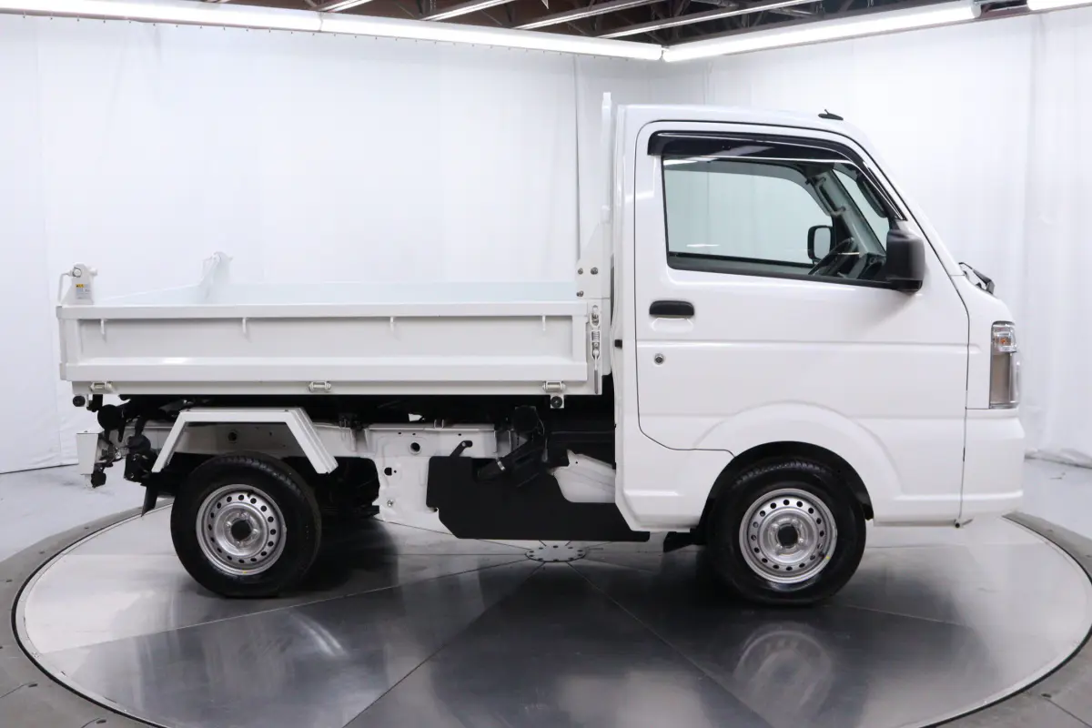 2025 Suzuki Carry Dump Bed, an off-road Kei Truck, for sale at Duncan Imports & Classic Cars in Christiansburg, VA (photo 8 of 60)