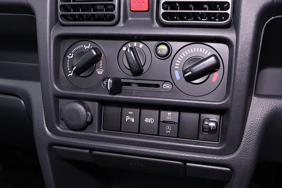 2025 Suzuki Carry Dump Bed, an off-road Kei Truck, for sale at Duncan Imports & Classic Cars in Christiansburg, VA (photo 14 of 61)