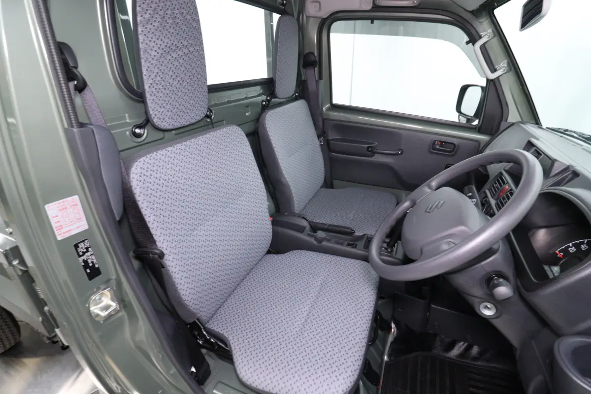 2025 Suzuki Carry Dump Bed, an off-road Kei Truck, for sale at Duncan Imports & Classic Cars in Christiansburg, VA (photo 19 of 61)