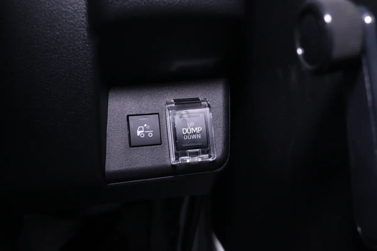 2026 Daihatsu Hijet Dump Bed, an off-road Kei Truck, for sale at Duncan Imports & Classic Cars in Christiansburg, VA (photo 55 of 65)