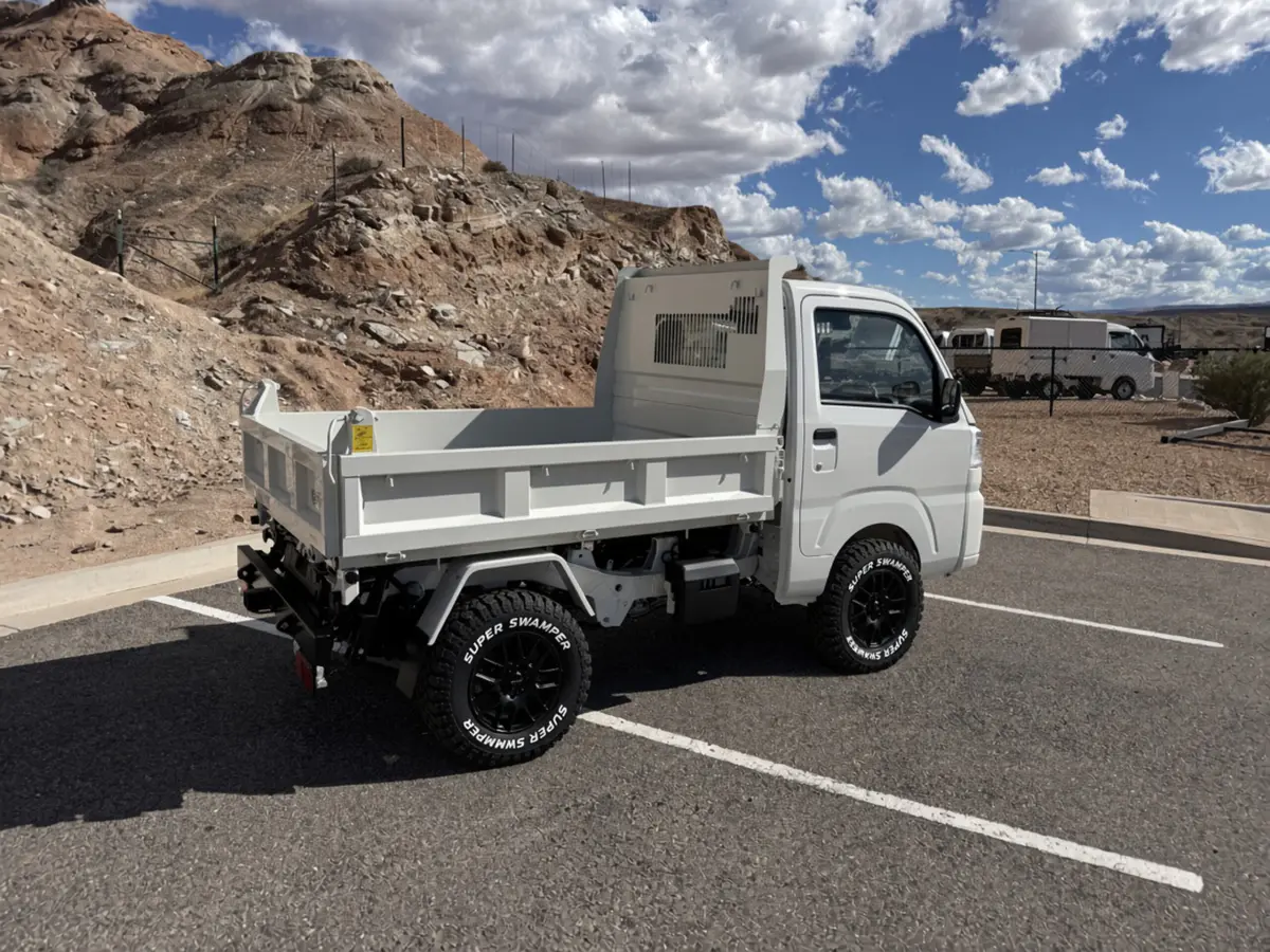 2026 Daihatsu Hijet HD Dump, a white off-road Kei Truck, for sale at Mini Monsters USA in St. George, UT (photo 5 of 12)