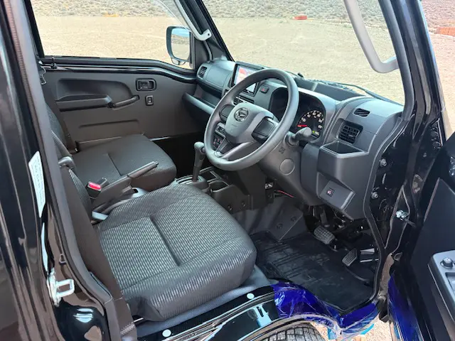2026 Daihatsu Hijet Jumbo, a black off-road Kei Truck, for sale at Mini Monsters USA in St. George, UT (photo 7 of 12)