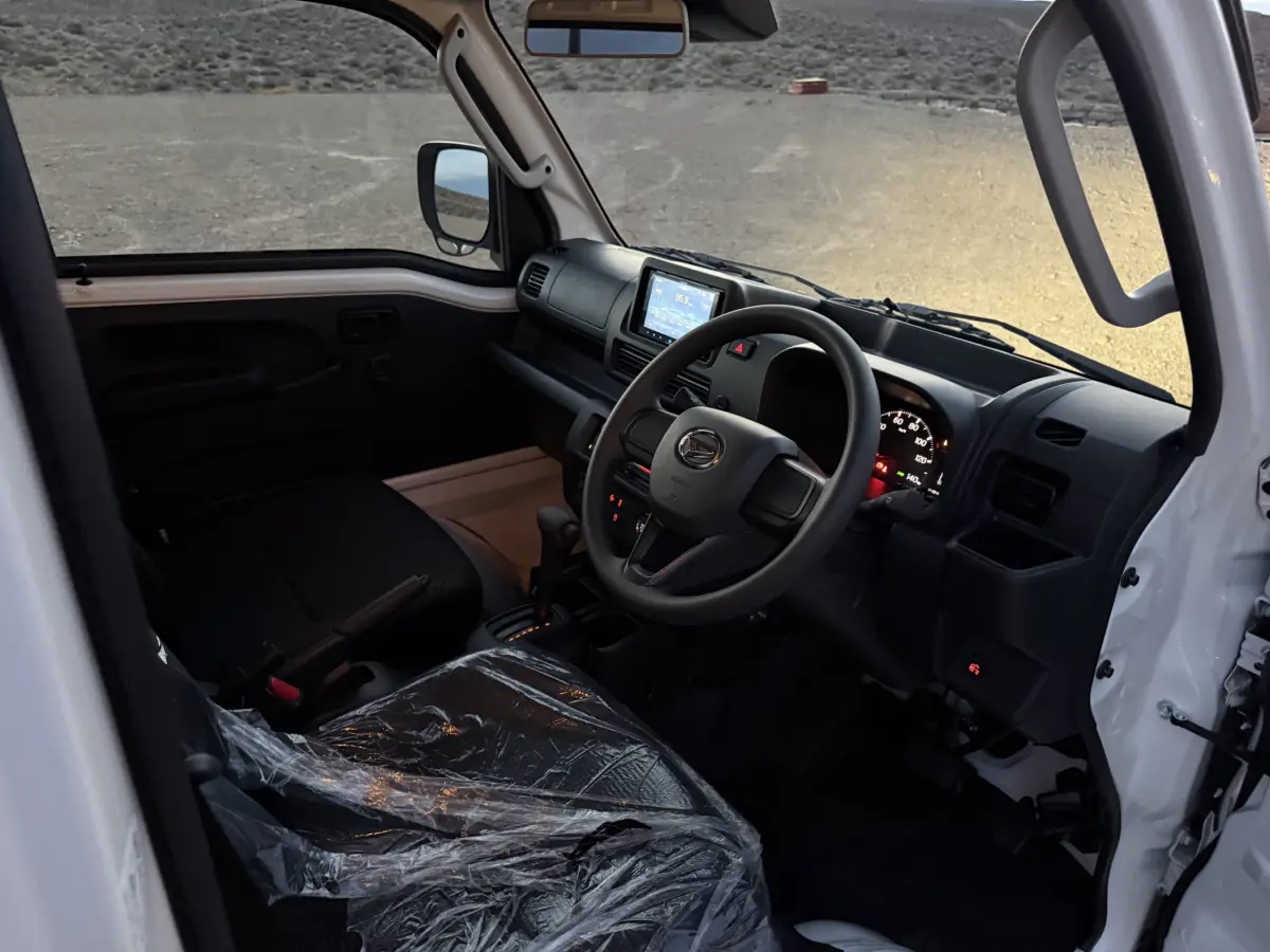 2026 Daihatsu Hijet Jumbo, a white off-road Kei Truck, for sale at Mini Monsters USA in St. George, UT (photo 11 of 12)