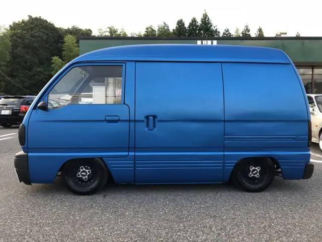 Suzuki Every Van CUSTOM, a Kei Van, for sale at Street Legal Mini Trucks in Philadelphia, PA (photo 6 of 12)