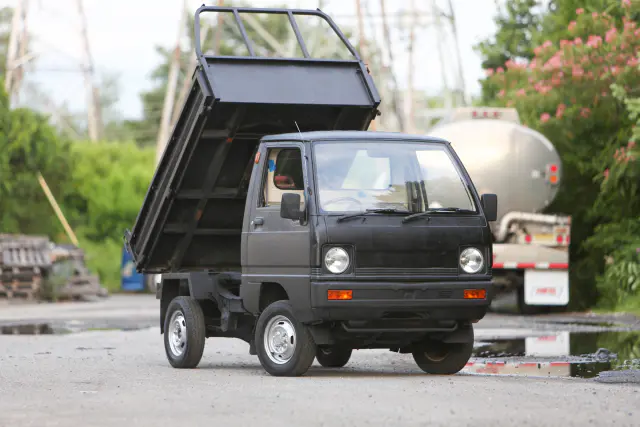 1988 Mitsubishi Minicab 4WD Dump, a Kei Truck, for sale at Street Legal Mini Trucks in Philadelphia, PA
