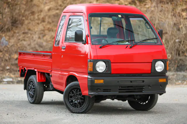 1989 Daihatsu Hijet Jumbo, a Kei Truck, for sale at Street Legal Mini Trucks in Philadelphia, PA