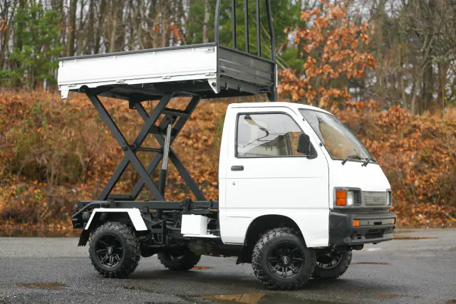 1994 Daihatsu Hijet Scissor Dump, a Kei Truck, for sale at Street Legal Mini Trucks in Philadelphia, PA