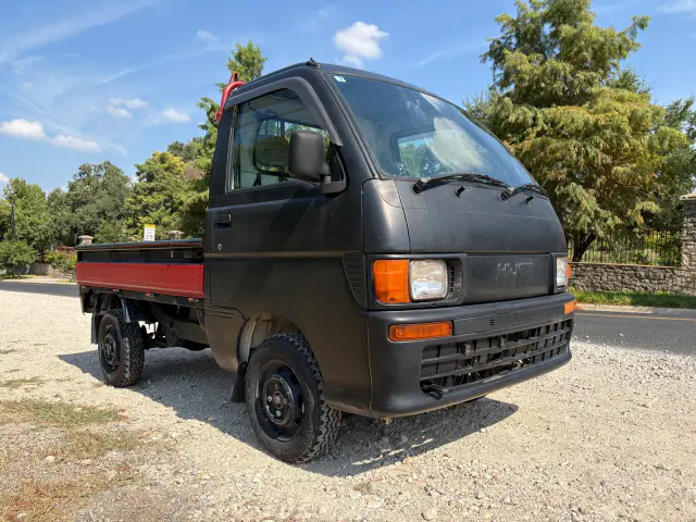 1998 Daihatsu Hijet, 4WD + AC, a Kei Truck, for sale at Sunshine Imports in Austin, TX