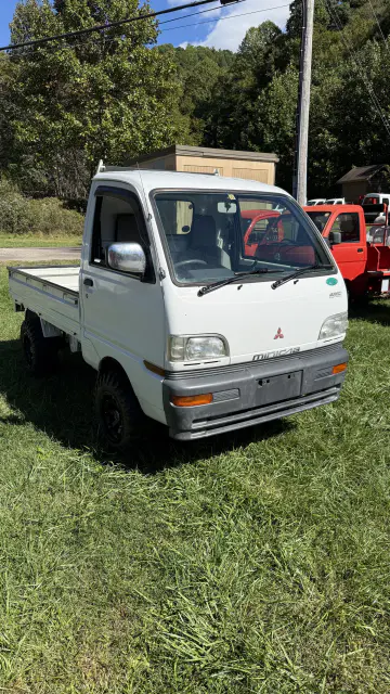 1998 Mitsubishi Minicab 4x4, a Kei Truck, for sale at Mars Mini Trucks in Mars Hill, NC