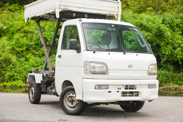 1999 Daihatsu Hijet Scissor Dump, a Kei Truck, for sale at Street Legal Mini Trucks in Philadelphia, PA
