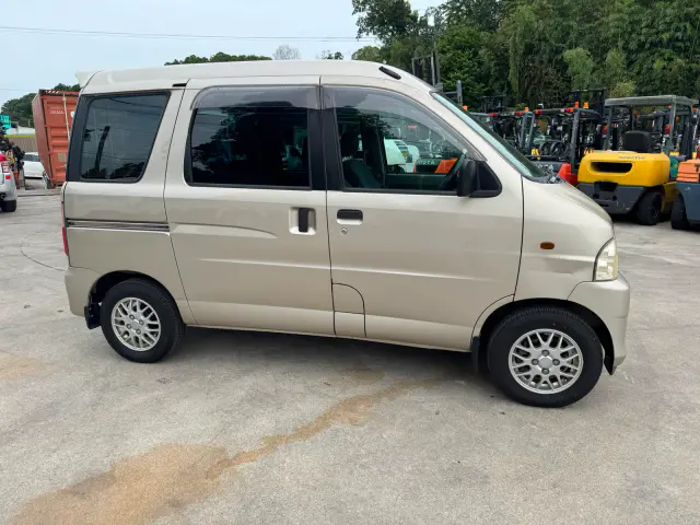 2001 Daihatsu Atrai Wagon, a Kei Van, for sale at Skyline Kei Trucks in Houston, TX